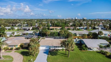 GORGEOUS fully renovated 4 Bed/2 Bath POOL HOME in the PRIME on Oceanside Country Club in Florida - for sale on GolfHomes.com, golf home, golf lot