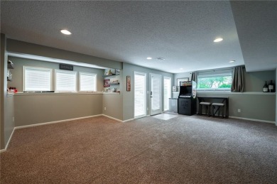 Welcome to this beautifully updated home in a desirable golf on Links Golf Course in Kansas - for sale on GolfHomes.com, golf home, golf lot