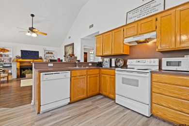 Welcome to your turn-key retreat in the heart of East Texas! on Holly Lake Ranch Golf Club in Texas - for sale on GolfHomes.com, golf home, golf lot