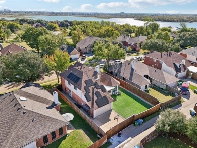 Stunning Home in Coveted Stewart Peninsula! Welcome to this on Stewart Peninsula Golf Course in Texas - for sale on GolfHomes.com, golf home, golf lot