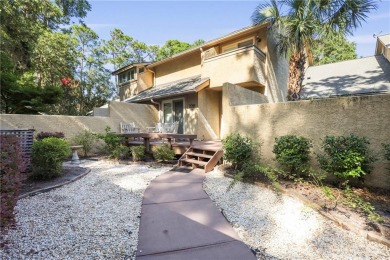 Welcome to this beautifully renovated 2 bed, 2.5 bath townhome on The Landings Club - Oakridge in Georgia - for sale on GolfHomes.com, golf home, golf lot