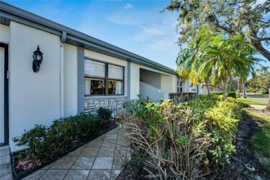 Under contract-accepting backup offers. Now is the time to start on Falcon Watch Golf Club in Florida - for sale on GolfHomes.com, golf home, golf lot