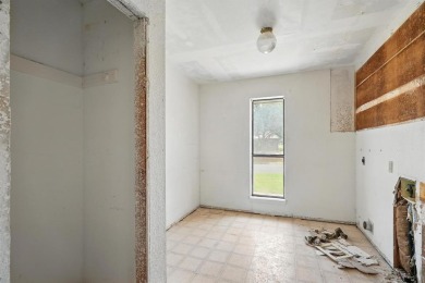 A blank slate in Fairway Oaks. Across the street from 1st hole on Abilene Country Club - South Course in Texas - for sale on GolfHomes.com, golf home, golf lot