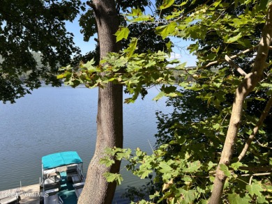 Welcome to this gorgeous year round, lakefront property located on  in New York - for sale on GolfHomes.com, golf home, golf lot