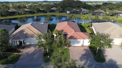 BIG PRICE REDUCTION! OWNER SAYS BRING ALL OFFERS!!! THREE CAR on Verandah Golf Course and Club in Florida - for sale on GolfHomes.com, golf home, golf lot