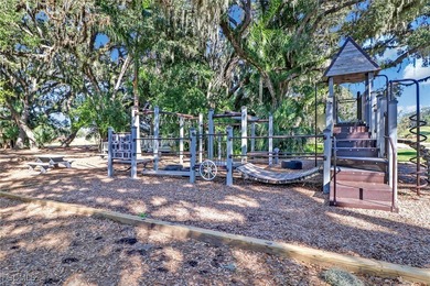 BIG PRICE REDUCTION! OWNER SAYS BRING ALL OFFERS!!! THREE CAR on Verandah Golf Course and Club in Florida - for sale on GolfHomes.com, golf home, golf lot