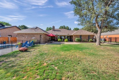 LOVELY UPDATED PROPERTY SITUATED ON THE GOLF COURSE (8 EAST on Green Tree Country Club in Texas - for sale on GolfHomes.com, golf home, golf lot