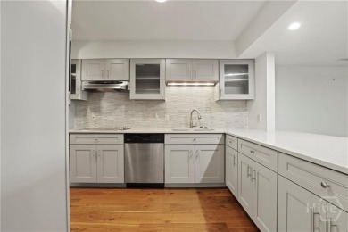 Welcome to this beautifully renovated 2 bed, 2.5 bath townhome on The Landings Club - Oakridge in Georgia - for sale on GolfHomes.com, golf home, golf lot