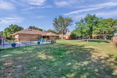 LOVELY UPDATED PROPERTY SITUATED ON THE GOLF COURSE (8 EAST on Green Tree Country Club in Texas - for sale on GolfHomes.com, golf home, golf lot
