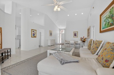 Beautiful 3 bedroom, 2 bath single family home situated on a on  in Florida - for sale on GolfHomes.com, golf home, golf lot
