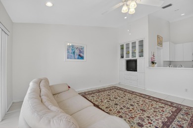 Beautiful 3 bedroom, 2 bath single family home situated on a on  in Florida - for sale on GolfHomes.com, golf home, golf lot
