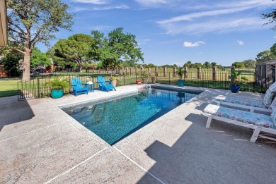 LOVELY UPDATED PROPERTY SITUATED ON THE GOLF COURSE (8 EAST on Green Tree Country Club in Texas - for sale on GolfHomes.com, golf home, golf lot