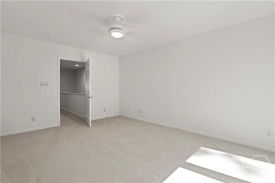 Welcome to this beautifully renovated 2 bed, 2.5 bath townhome on The Landings Club - Oakridge in Georgia - for sale on GolfHomes.com, golf home, golf lot