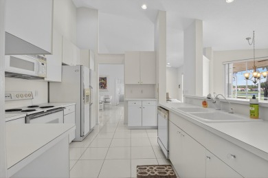 Beautiful 3 bedroom, 2 bath single family home situated on a on  in Florida - for sale on GolfHomes.com, golf home, golf lot