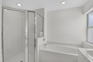 Beautiful 3 bedroom, 2 bath single family home situated on a on  in Florida - for sale on GolfHomes.com, golf home, golf lot