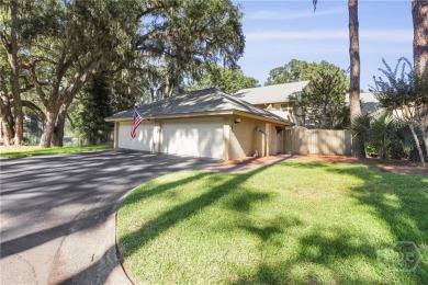 Welcome to this beautifully renovated 2 bed, 2.5 bath townhome on The Landings Club - Oakridge in Georgia - for sale on GolfHomes.com, golf home, golf lot