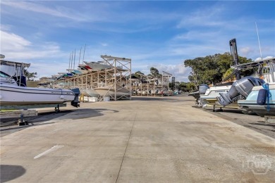 Welcome to this beautifully renovated 2 bed, 2.5 bath townhome on The Landings Club - Oakridge in Georgia - for sale on GolfHomes.com, golf home, golf lot
