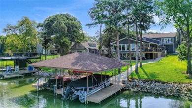 The lake house of your dreams is here! Spacious, luxurious on Lake Kiowa Golf Course in Texas - for sale on GolfHomes.com, golf home, golf lot