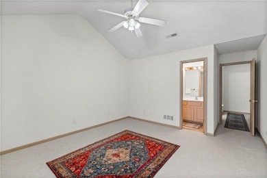 Beautifully maintained 2 BR/2.5 Bath Townhouse. Move in ready on Royal Meadows Golf Course in Missouri - for sale on GolfHomes.com, golf home, golf lot