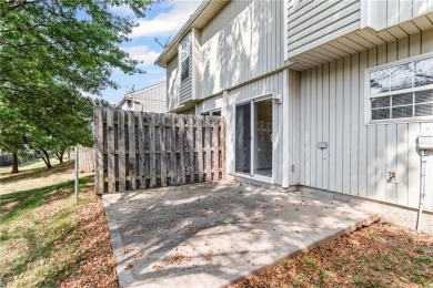 Beautifully maintained 2 BR/2.5 Bath Townhouse. Move in ready on Royal Meadows Golf Course in Missouri - for sale on GolfHomes.com, golf home, golf lot