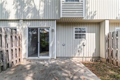 Beautifully maintained 2 BR/2.5 Bath Townhouse. Move in ready on Royal Meadows Golf Course in Missouri - for sale on GolfHomes.com, golf home, golf lot