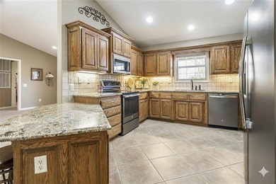 Welcome Home! New: (2021) HVAC, (2019) Roof, (2018) Kitchen on Bella Vista - Metfield Golf Complex and Country Club in Arkansas - for sale on GolfHomes.com, golf home, golf lot