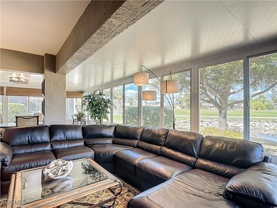 Welcome golfers to sought-after Herons Glen Golf & Country Club on Herons Glen Golf and Country Club in Florida - for sale on GolfHomes.com, golf home, golf lot