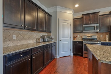 Beautifully maintained 3 bedroom/2 bathroom home with a new gas on River Falls Plantation in South Carolina - for sale on GolfHomes.com, golf home, golf lot