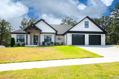 Check out this amazing 5-bedroom, 3.5-bath home in the highly on Greystone Country Club in Arkansas - for sale on GolfHomes.com, golf home, golf lot