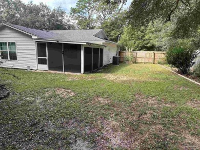 Immaculate turn-key home that is easy to fall in love with! on Tanglewood Golf Club in Florida - for sale on GolfHomes.com, golf home, golf lot