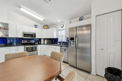 This 3 bedroom 2 bath villa has many upgrades and shows like a on Terra Ceia Golf and Country Club in Florida - for sale on GolfHomes.com, golf home, golf lot