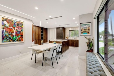 **Exquisite Designer Condo in Gleneagles Country Club** Welcome on Gleneagles Golf and Country Club in Florida - for sale on GolfHomes.com, golf home, golf lot