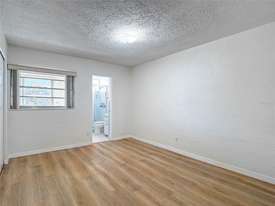 Clearwater - On Top of The World - This 1100 sq ft 2 bedroom, 2 on On Top Of The World Golf Course in Florida - for sale on GolfHomes.com, golf home, golf lot