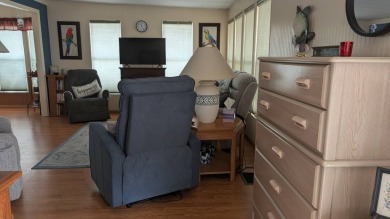 MOTIVATED SELLER - CALL TODAY!  This beautifully remodeled Park on Cane Garden Golf Course in Florida - for sale on GolfHomes.com, golf home, golf lot