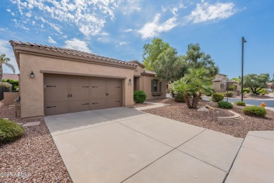 PWelcome home to this 2-bedroom, 2-bathroom home located in an on Trilogy Golf Club At Vistancia in Arizona - for sale on GolfHomes.com, golf home, golf lot