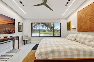 **Exquisite Designer Condo in Gleneagles Country Club** Welcome on Gleneagles Golf and Country Club in Florida - for sale on GolfHomes.com, golf home, golf lot