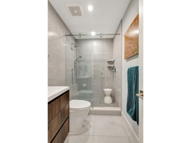 **Exquisite Designer Condo in Gleneagles Country Club** Welcome on Gleneagles Golf and Country Club in Florida - for sale on GolfHomes.com, golf home, golf lot