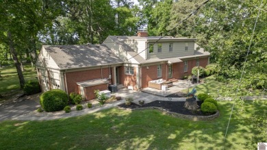 First time on the market! This one-owner timeless craftsman home on Oaks Country Club in Kentucky - for sale on GolfHomes.com, golf home, golf lot