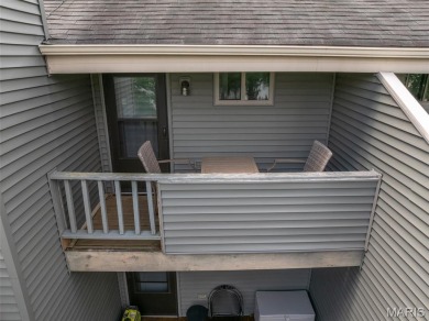 LAKE ASPEN!! 2 bedroom/2bath condo overlooking 150 Lake Aspen on Innsbrook Resort Golf Course in Missouri - for sale on GolfHomes.com, golf home, golf lot