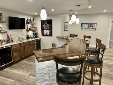 Custom ranch in the Bull Valley Golf Club. This spotless home is on Bull Valley Golf Club in Illinois - for sale on GolfHomes.com, golf home, golf lot