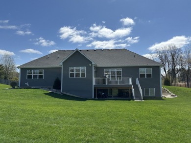 Custom ranch in the Bull Valley Golf Club. This spotless home is on Bull Valley Golf Club in Illinois - for sale on GolfHomes.com, golf home, golf lot