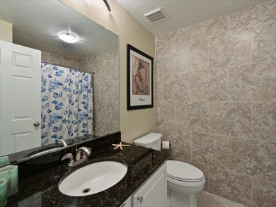 Under contract-accepting backup offers. Priced to Sell! An on The Meadows Golf and Country Club in Florida - for sale on GolfHomes.com, golf home, golf lot