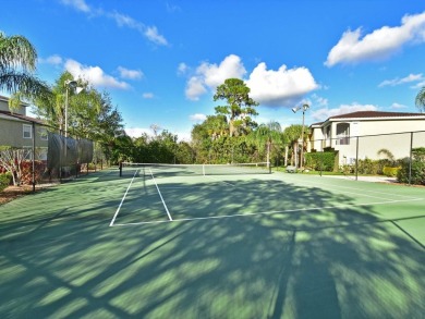 Under contract-accepting backup offers. Priced to Sell! An on The Meadows Golf and Country Club in Florida - for sale on GolfHomes.com, golf home, golf lot