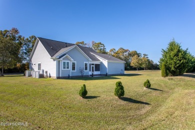 This beautiful 3-bedroom, 2.5-bath home is located in The on Sound Golf Links at Albemarle Plantation in North Carolina - for sale on GolfHomes.com, golf home, golf lot