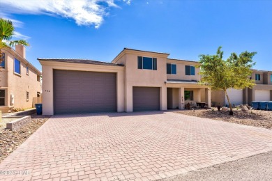 Excellent location and loaded with features! Across the street on London Bridge Golf Course in Arizona - for sale on GolfHomes.com, golf home, golf lot