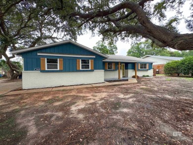 Newly updated Golf Course Home with pool and lanai For Sale! on The Golf Club of the Wharf in Alabama - for sale on GolfHomes.com, golf home, golf lot