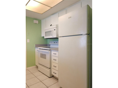 Under contract-accepting backup offers. FRESHLY PAINTED 2/11/25! on Mainlands Golf Club in Florida - for sale on GolfHomes.com, golf home, golf lot