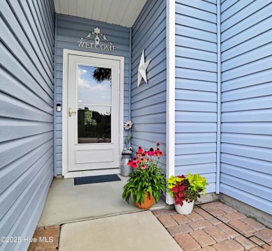 Lovely spotless spacious 3 Bedroom 2 bath single story 4-years on Ocean Ridge Plantation in North Carolina - for sale on GolfHomes.com, golf home, golf lot