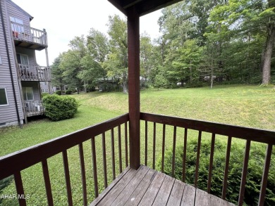 Turnkey 1st floor studio in the Allegheny Mountains at Blue Knob on Blue Knob Rec Area Golf Course in Pennsylvania - for sale on GolfHomes.com, golf home, golf lot