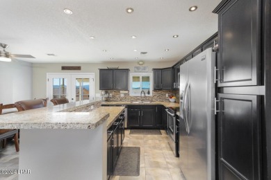 Don't miss the opportunity to own this charming and cozy home on London Bridge Golf Course in Arizona - for sale on GolfHomes.com, golf home, golf lot